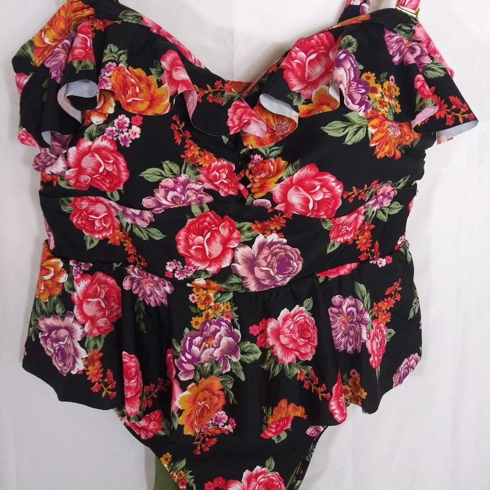 Plus Size bathing suit